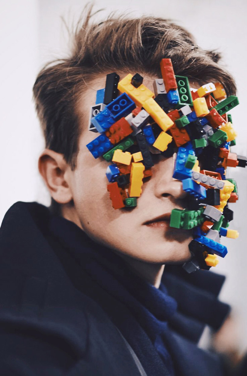 Illustration for article titled Kragled Lego bricks make me not understand fashion